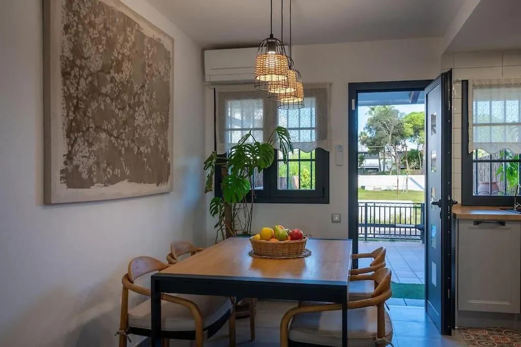 At153 First Line Of The Beach Creixell Holiday home